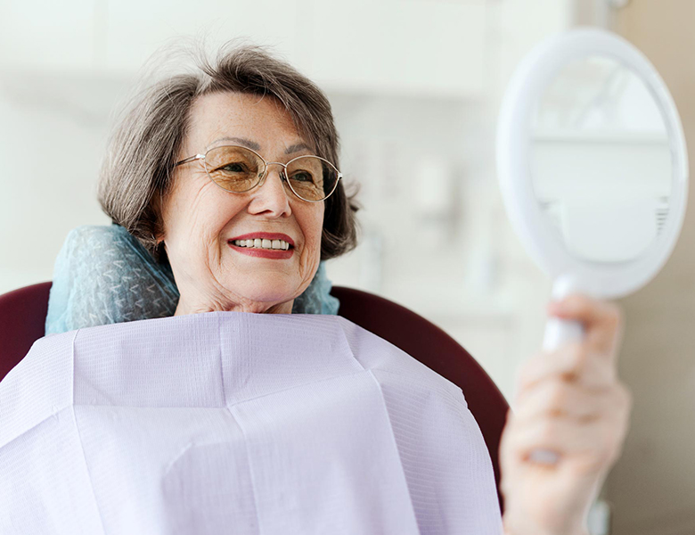 金沢文庫（横浜市金沢区）の歯医者、桜井歯科医院の入れ歯治療